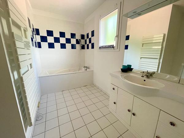 Maison L Isle Jourdain 135 m²