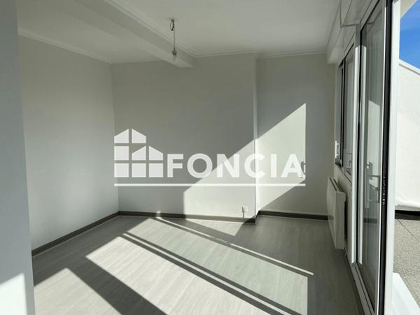 Location Appartement 3 pièces 53.69 m² - 54 RUE ST GUILLAUME Saint Brieuc 22000