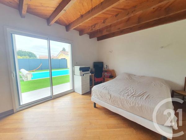 Maison à vendre  7 pièces - 215,20 m 2   LISLE SUR TARN  - 81