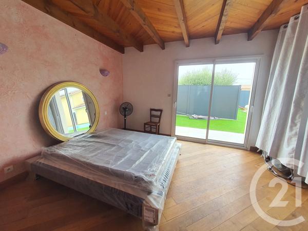 Maison à vendre  7 pièces - 215,20 m 2   LISLE SUR TARN  - 81