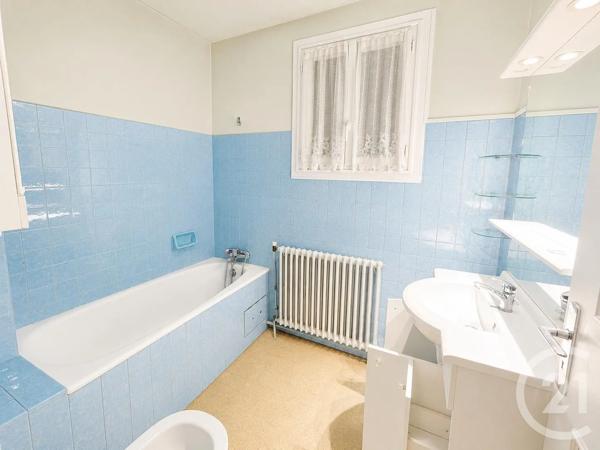 Immeuble à vendre  266 m 2   ST JUERY  - 81