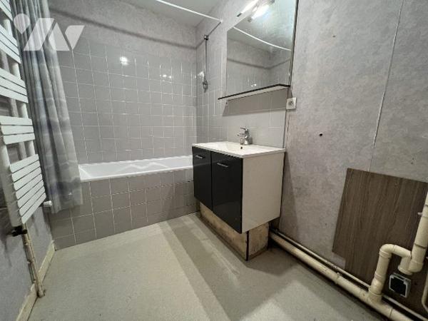 APPARTEMENT DE TYPE 3 A VENDRE