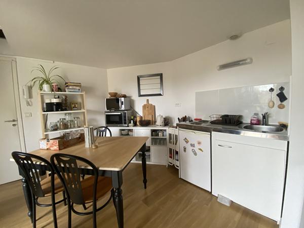 PROCHE CATHEDRALE T2 EN DUPLEX,  
Nantes 44000