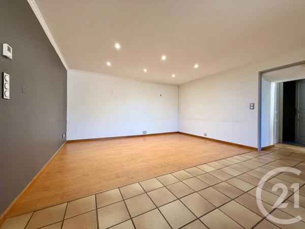 Appartement F3 à vendre  4 pièces - 72,28 m 2   ST PRIVAT  - 07