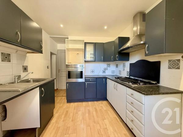 Appartement F3 à vendre  4 pièces - 72,28 m 2   ST PRIVAT  - 07