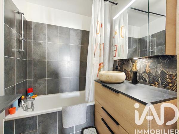 Appartement à vendre 4 pièces 99 m² Rosny-sous-Bois