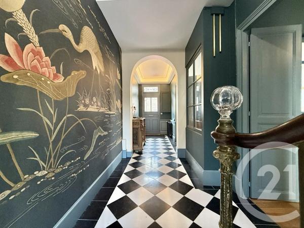 Maison à vendre  7 pièces - 204,67 m 2   MOULINS  - 03