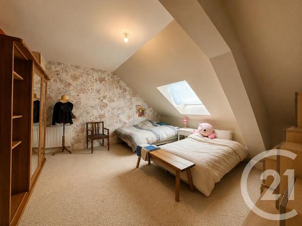 Maison à vendre  7 pièces - 204,67 m 2   MOULINS  - 03