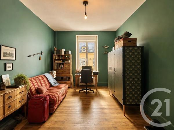Maison à vendre  7 pièces - 204,67 m 2   MOULINS  - 03