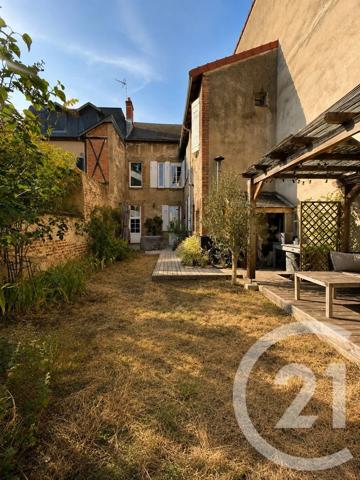 Maison à vendre  7 pièces - 204,67 m 2   MOULINS  - 03