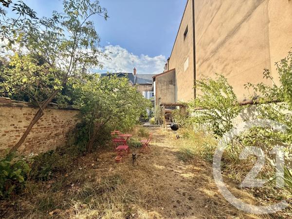 Maison à vendre  7 pièces - 204,67 m 2   MOULINS  - 03