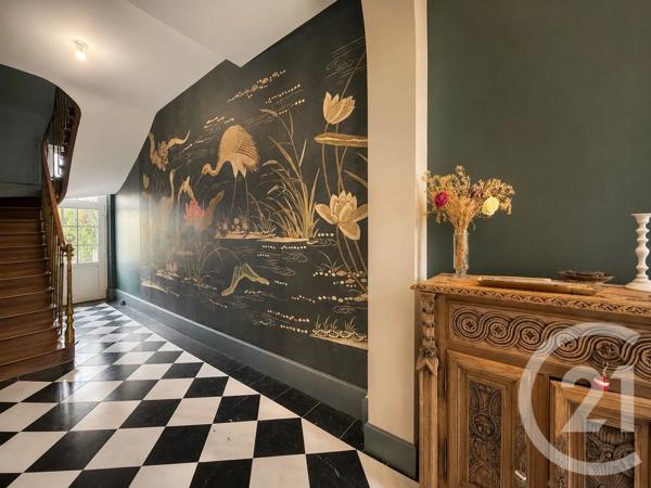 Maison à vendre  7 pièces - 204,67 m 2   MOULINS  - 03