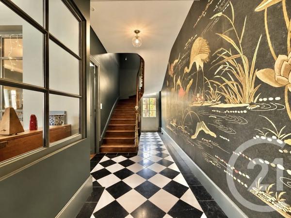 Maison à vendre  7 pièces - 204,67 m 2   MOULINS  - 03