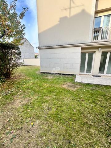 Appartement Maisons Laffitte 4 pièce(s) 69.3 m2 - JARDIN PRIVATIF €475 000 ** - Référence 13281