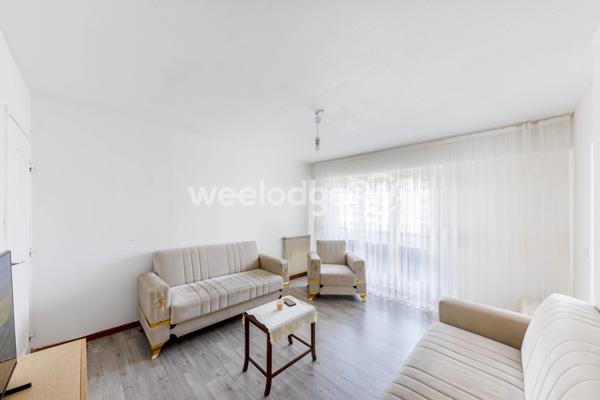 Appartement à vendre 3 pièces de 60,61 m² à Saint-Ouen-l'Aumône