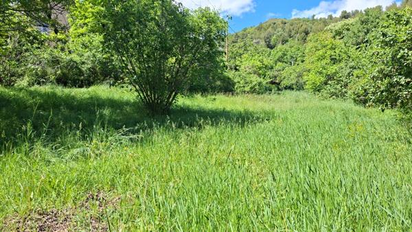 A vendre : Terrain à bâtir – 676 m² – Quartier des Baumelles à DIGNE LES BAINS (04)