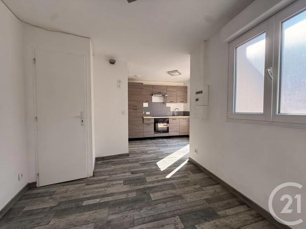 Appartement T5 à vendre  5 pièces - 107,34 m 2   BOURG LES VALENCE  - 26
