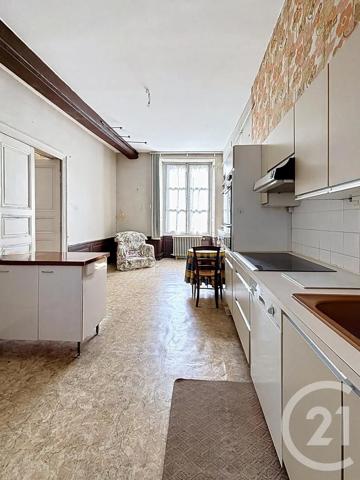 Appartement F5 à vendre  5 pièces - 198,06 m 2   RIOM  - 63
