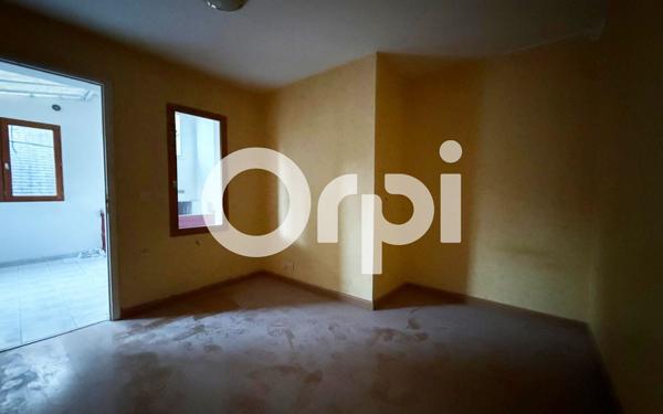 Immeuble à vendre    9 pièces • 174 m2 Soissons