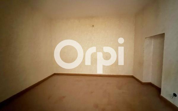 Immeuble à vendre    9 pièces • 174 m2 Soissons