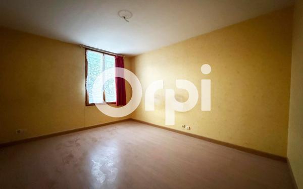 Immeuble à vendre    9 pièces • 174 m2 Soissons