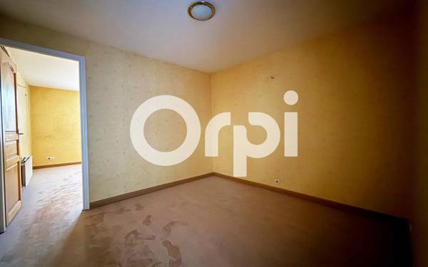 Immeuble à vendre    9 pièces • 174 m2 Soissons