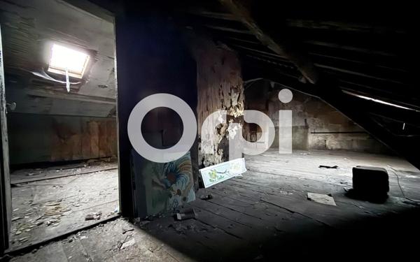 Immeuble à vendre    9 pièces • 174 m2 Soissons