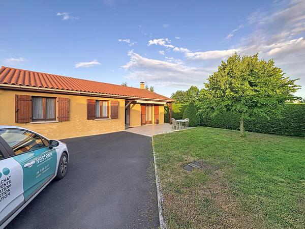 EXCLUSIVITE  ! SAINTE SIGOLENE Maison individuelle de plain-pied 3 Chambres sur terrain clos