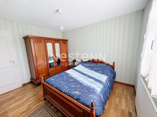 EXCLUSIVITE  ! SAINTE SIGOLENE Maison individuelle de plain-pied 3 Chambres sur terrain clos
