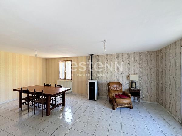 EXCLUSIVITE  ! SAINTE SIGOLENE Maison individuelle de plain-pied 3 Chambres sur terrain clos