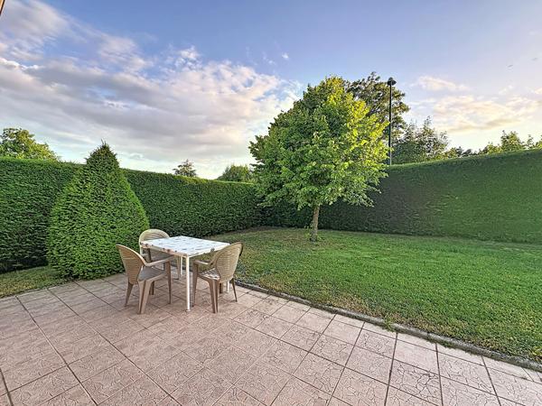 EXCLUSIVITE  ! SAINTE SIGOLENE Maison individuelle de plain-pied 3 Chambres sur terrain clos