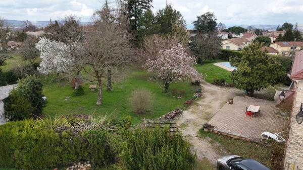 Maison à vendre 5 pièces FOUR (38)