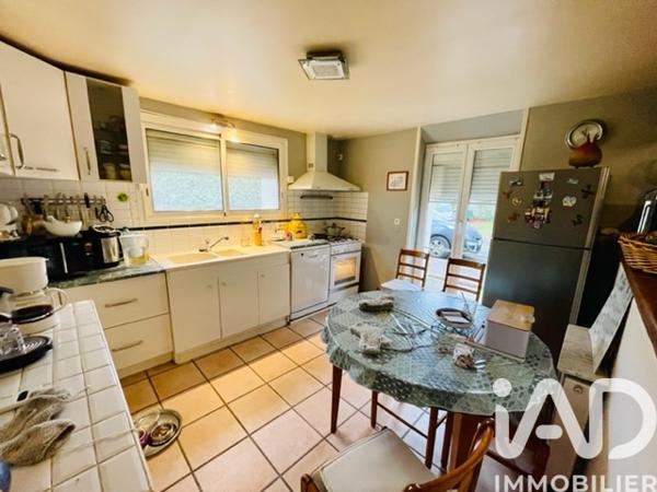 Immeuble à vendre 1 317 m² Sempigny