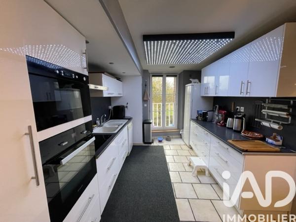 Immeuble à vendre 1 317 m² Sempigny