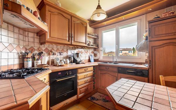 Maison à vendre    4 pièces • 103 m2 Rilhac-Rancon