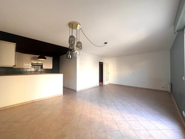 Appartement COURBEVOIE - 3 pièces - 73m2 lot 07 , Courbevoie Appartement COURBEVOIE - 3 pièces - 73m2 lot 07 , Courbevoie