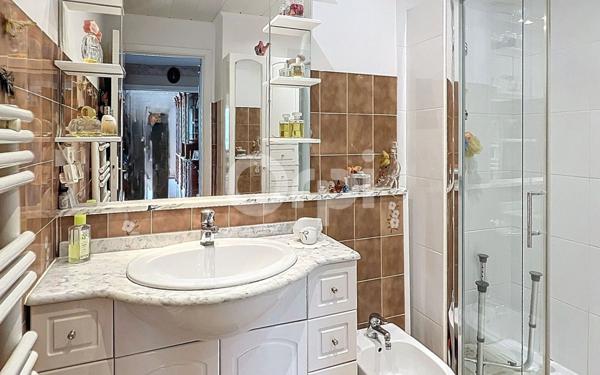 Appartement à vendre    3 pièces • 67,85 m2 Antibes