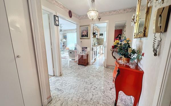 Appartement à vendre    3 pièces • 67,85 m2 Antibes