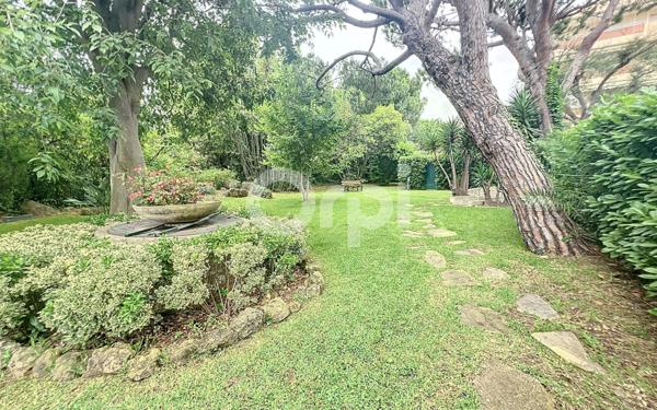 Appartement à vendre    3 pièces • 67,85 m2 Antibes