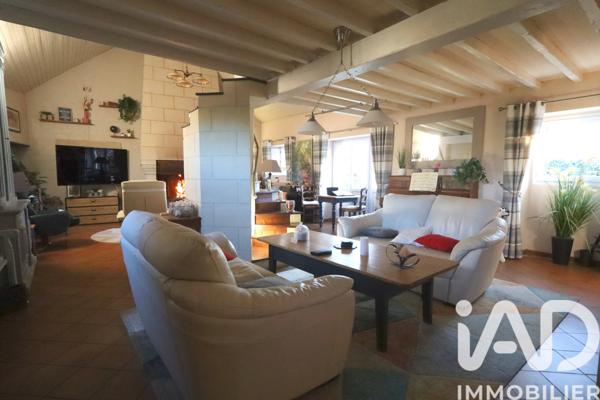 Maison à vendre 10 pièces 223 m² Mûrs-Erigné