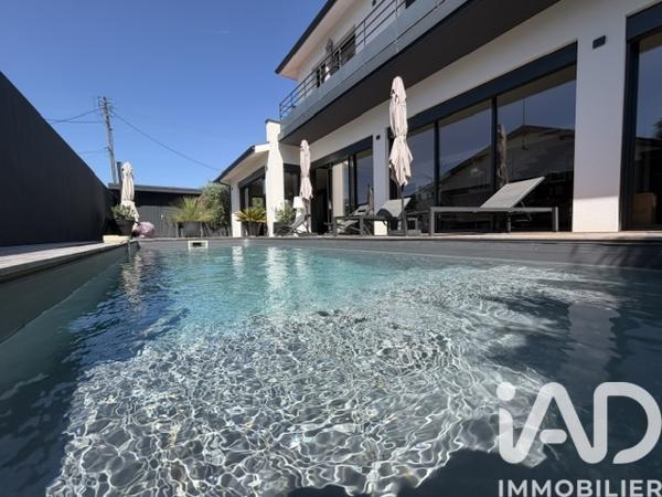 Maison à vendre 6 pièces 150 m² Mérignac
