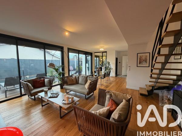 Maison à vendre 6 pièces 150 m² Mérignac