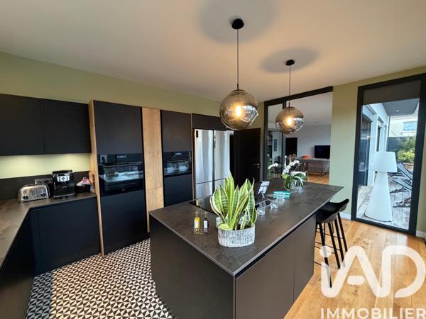 Maison à vendre 6 pièces 150 m² Mérignac