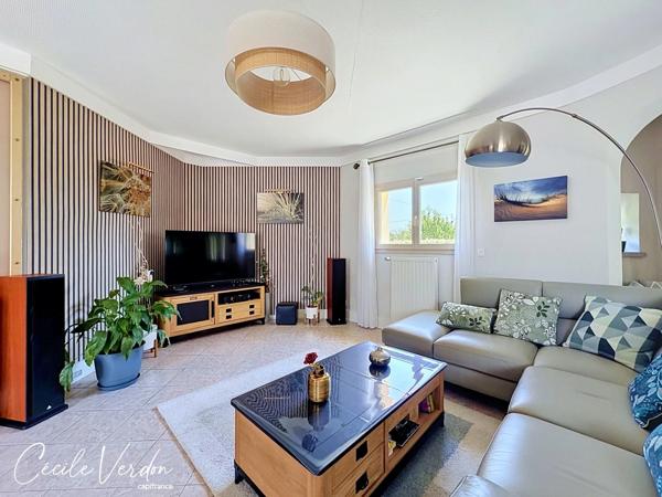 Plain-pied 145 m2, 4 chambres sur 2319 m2 de terrain à vendre 6 pièces BERGERAC (24)