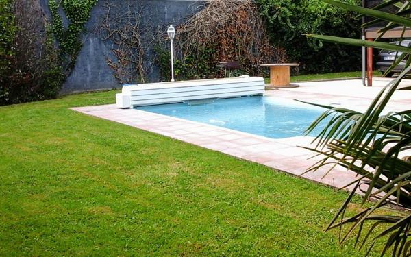 Maison à vendre    6 pièces • 210 m2 Pau