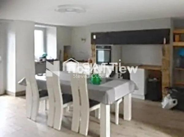 MAISON DE VILLAGE AUTHENTIQUE OFFRANT 3 CHAMBRES