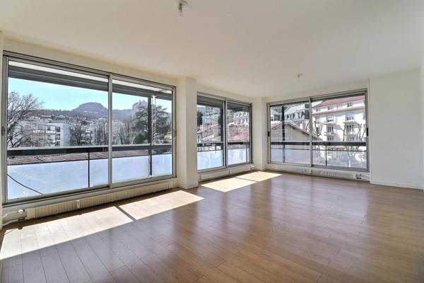 APPARTEMENT T3 - CHAMALIERES EUROPE