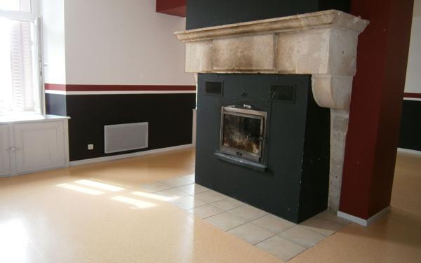 Appartement à louer    5 pièces •  Pargny-sous-Mureau