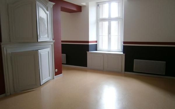 Appartement à louer    5 pièces •  Pargny-sous-Mureau