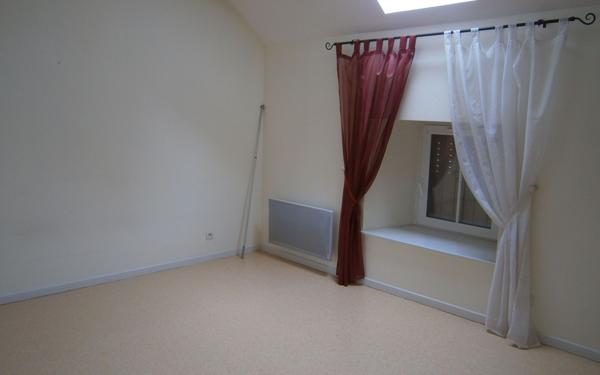 Appartement à louer    5 pièces •  Pargny-sous-Mureau